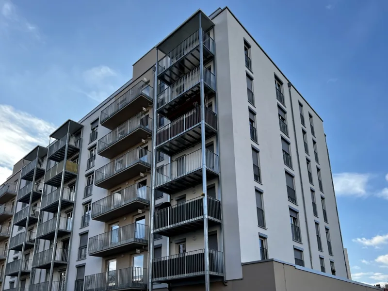 Titelbild - Wohnung kaufen in Erfurt / Moskauer Platz - Zeitgemäßes Wohnen: Neubau mit sonnigem Balkon