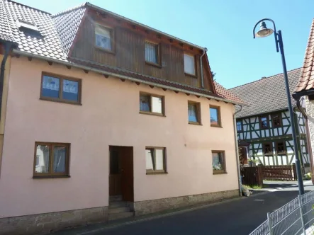 Außenansicht - Haus kaufen in Rhönblick - Zwangsversteigerung: Neues Eigenheim mit Potenzial