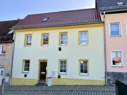 Hausansicht - Haus kaufen in Ronneburg - Hier findet jedes Familienmitglied seinen Platz