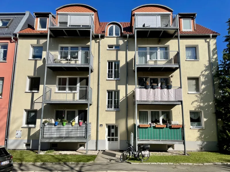 Hausansicht - Wohnung kaufen in Gera - Sonnige Eigentumswohnung mit allem was das Herz begehrt