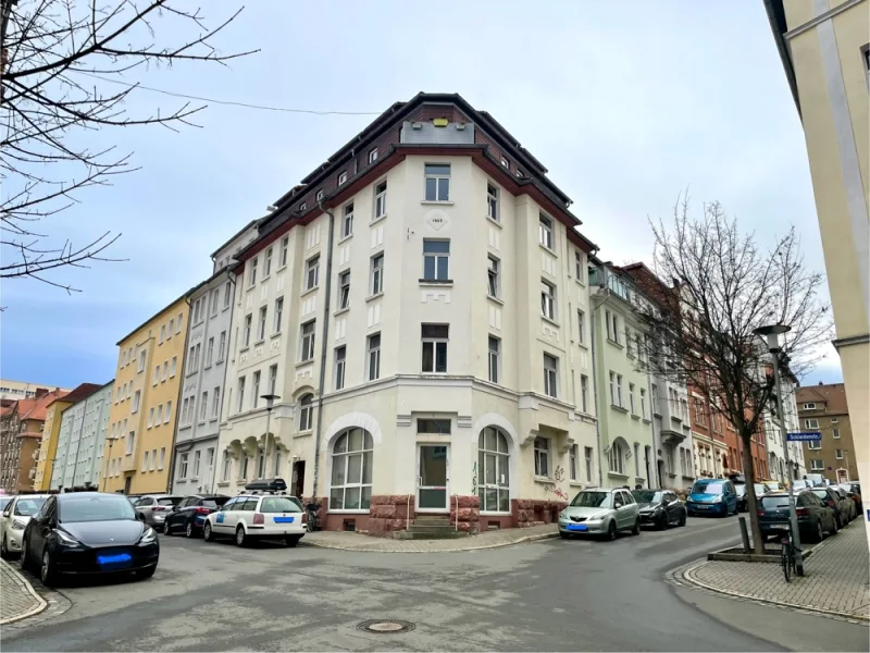 Hausansicht - Wohnung kaufen in Jena - Attraktive Studentenwohnung mit optimaler Raumaufteilung