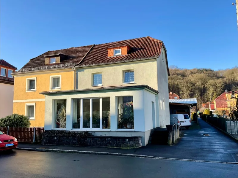 Hausansicht - Haus kaufen in Gera - Exklusive Doppelhaushälfte in Bestlage von Gera