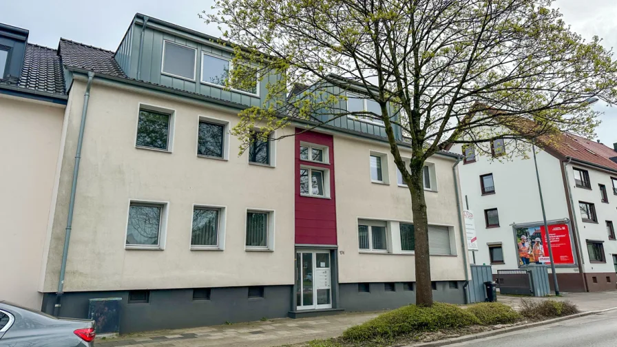 Außenansicht - Büro/Praxis mieten in Essen - Geräumige Bürofläche in Hochparterre in Essen-Borbeck