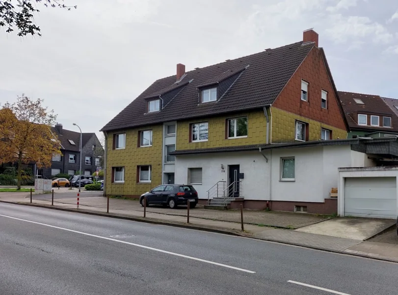 Außenansicht - Haus kaufen in Essen / Bedingrade - *** Betongold in ESSEN-BEDINGRADE * Voll vermietetes MFH mit 6 Wohneinheiten