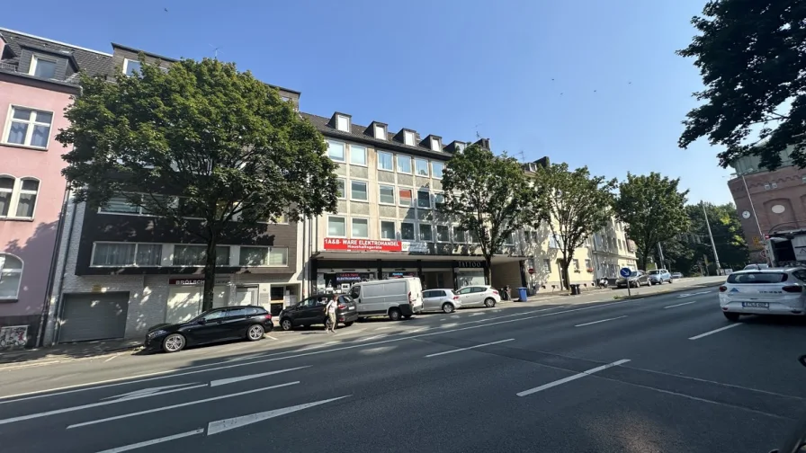 Außenansicht - Wohnung mieten in Essen - Perfekt geschnittene 3-Raumwohnung im urbanen Südostviertel