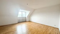 Wohnzimmer DG-Wohnung links