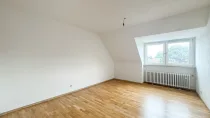 Schlafzimmer DG-Wohnung links