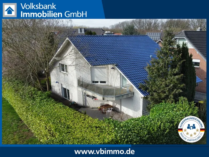 Ansicht Balkon  - Haus kaufen in Niederkrüchten - Freistehendes Wohnhaus mit viel Platz, Vollunterkellerung und Garage.