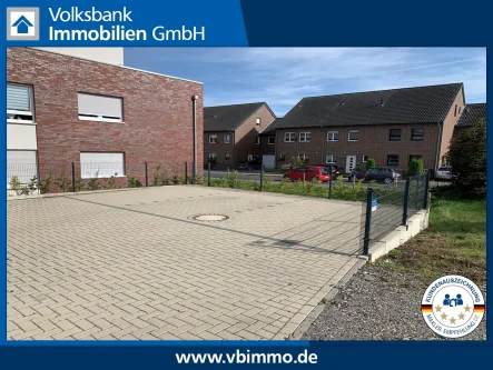 Bild Stellplätze - Sonstige Immobilie kaufen in Viersen - PKW Stellplatz im Stellplatz- und Garagenpark Karlstrasse in Dülken