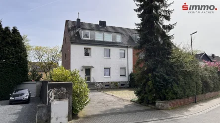 Titelbild - Zinshaus/Renditeobjekt kaufen in Stolberg (Rheinland) - Voll vermietetes 3-Familienhaus in sehr ruhiger und guter Wohnlage