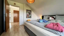 Schlafzimmer DG