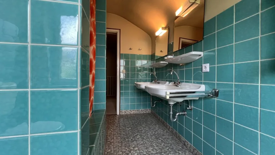 Badezimmer DG