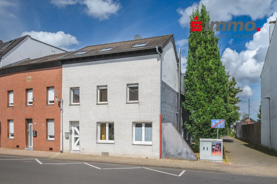 TTitelbild - Haus kaufen in Würselen - Vielseitig nutzbares Ein- bis Zweifamilienhaus im Herzen von Bardenberg