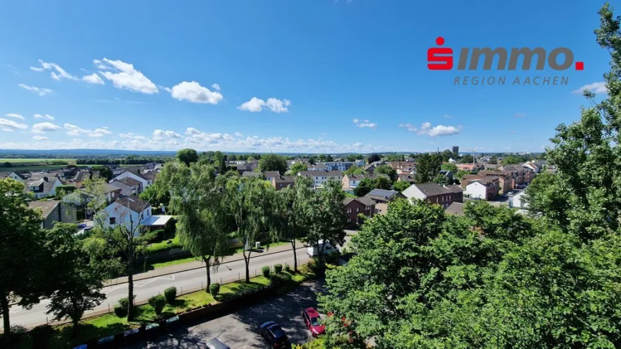 Titelbild - Wohnung kaufen in Würselen - Langjährig vermietete 2-Zimmerwohnung mit Panoramablick als solide Kapitalanlage