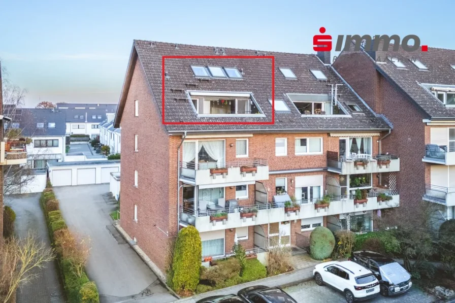 Titelbild - Wohnung kaufen in Aachen - Attraktive Maisonette-Eigentumswohnung mit Dachterrasse und Garage