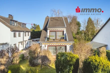 Titelbild - Haus kaufen in Aachen - Freistehendes Einfamilienhaus mit Garage in Aachener-Bestlage am Aachener "Eismännchen"