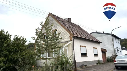 Branding Kopie - Haus kaufen in Marpingen - Renovierungsobjekt mit Substanz