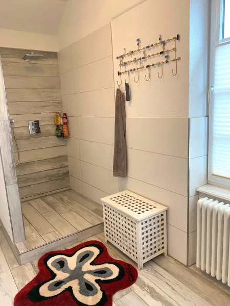 Badezimmer EG