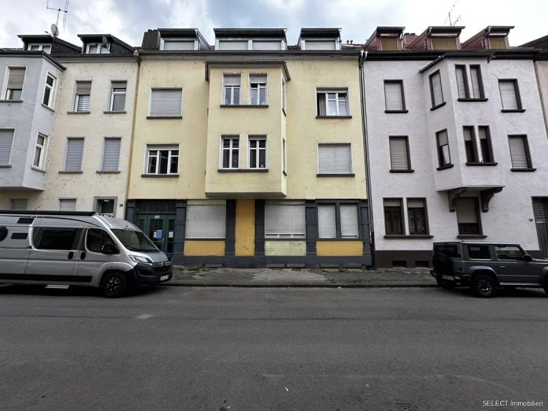 Ansicht Front - Wohnung kaufen in Saarbrücken - Eigentumswohnung in renoviertem Altbau