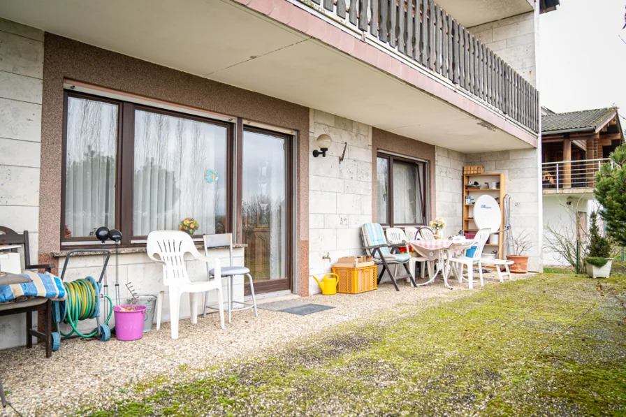 Terrasse mit Gartenzugang