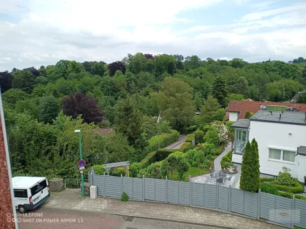 Aussicht - Wohnung mieten in Velbert - Schöne moderne 4 Zimmerwohnung im 3 Familienhaus in guter Lage, Gartenmitbenutzung in Velbert Mitte