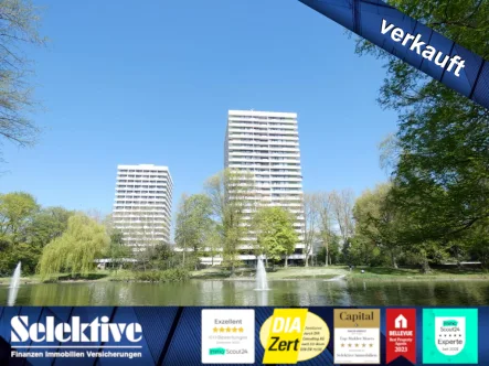 Titelbild - Wohnung kaufen in Gelsenkirchen - "Plaza Residenz" Großzügige Wohnung mit Top-Aussicht aus der 10ten Etage mit Ausrichtung zum Park"