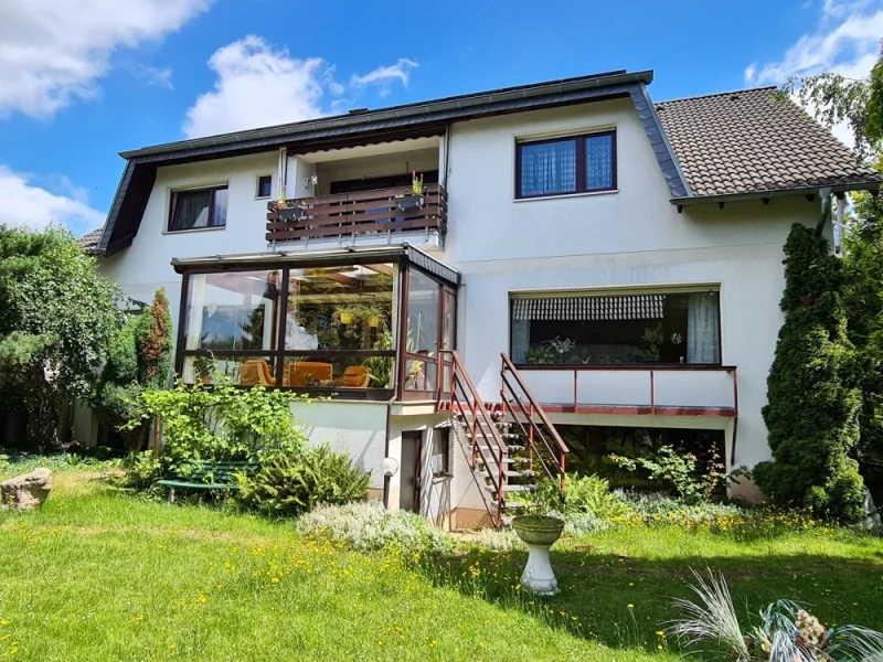 Rückansicht  - Haus kaufen in Bergheim - Zweifamilienhaus mit Garage