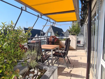 Terrasse - Wohnung kaufen in Köln - Penthousewohnung mit Domblick und Balkon