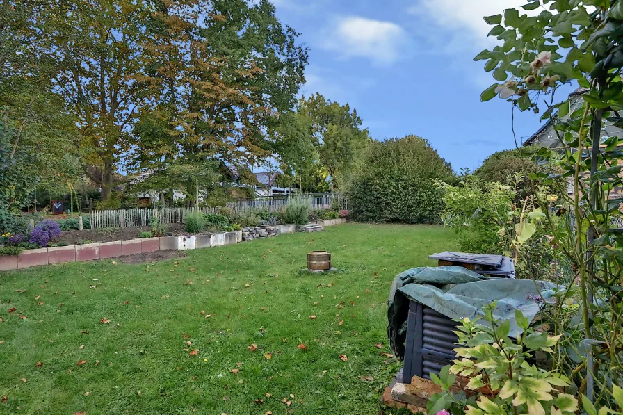 Garten 1 - Haus kaufen in Sankt Augustin - Birlinghoven - EFH in top Lage und tollem Gartengrundstück