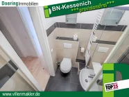 Gäste-WC mit Dusche