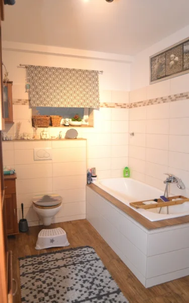 Teilansicht Badezimmer Wohnung UG