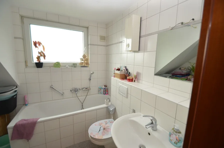 Badezimmer Dachgeschoss rechts