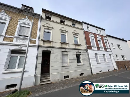 Straßenansicht - Haus kaufen in Siegburg - Die inneren Werte zählen! Historisches Mehrfamilienhaus in Siegburger Bestlage