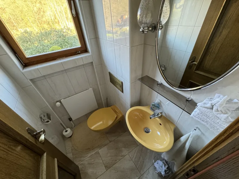 M 2394, Gäste-WC, Rahn Immobilien, Nico Vaccarella