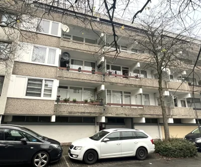 Außenansicht - Haus kaufen in Wuppertal - Attraktives und gepflegtes 7-Parteien-MFH in sehr guter Lage von Wuppertal-Oberbarmen