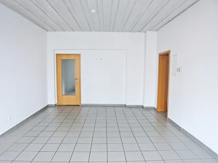 5631-EG-01 - Wohnung kaufen in Zweibrücken - Eigentumswohnung in ZW-Ixheim, 5 ZKB, WC, ca.ö 135 m2 Wfl., EG