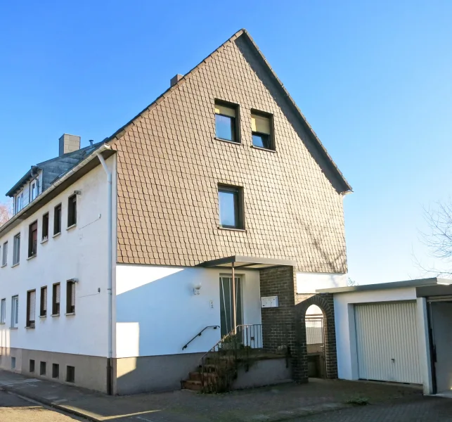 5758-Titel-neu-Beschnitt - Haus kaufen in Zweibrücken - 3-Parteienhaus in Zweibrücken-Ernstweiler