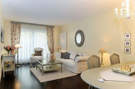 Seitenansicht - Wohnung mieten in Saarlouis - Probewohnen im komfortablen Apartment - Victor´s Residenz Saarlouis