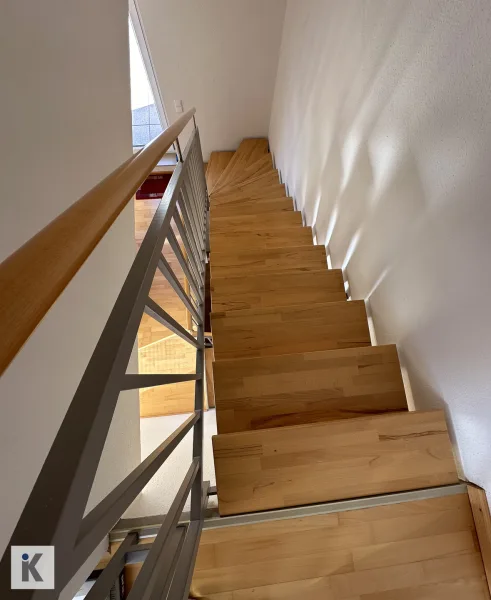 Treppe von Ebene 2 zu 3