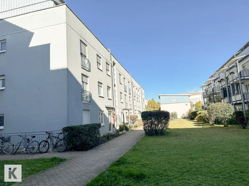 Seitenansicht - Wohnung kaufen in Heidelberg - Klassische Wohnung in gepflegter Anlage