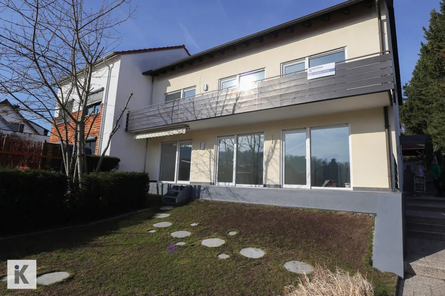 Vorderansicht - Haus kaufen in Bad Dürkheim - Exklusives Drei-Familienhaus in Bad Dürkheim Seebach