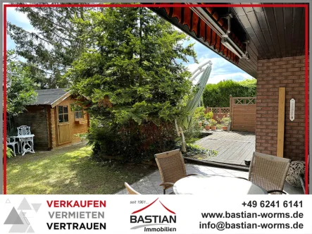 Headfoto - Haus kaufen in Worms / Heppenheim an der Wiese - Mal eben Leben: EFH im Bungalowstil mit idyllischem Südgarten und Garage in Worms-Heppenheim!