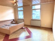 Zimmer 3, OG