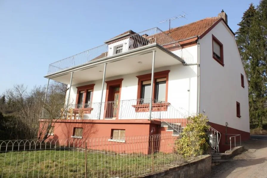 Ihr neues Zuhause - Haus kaufen in Jettenbach - Voll eingerichteter Landsitz im Pfälzer Bergland