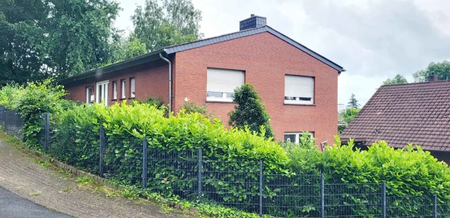 Hausansicht 1 - Haus kaufen in Ibbenbüren - Freistehendes 2- Familienhaus in ruhiger Wohnlage