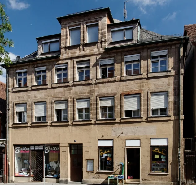 Ansicht 1 Vorderhaus - Zinshaus/Renditeobjekt kaufen in Fürth - Historisches Gebäude in zentraler Lage