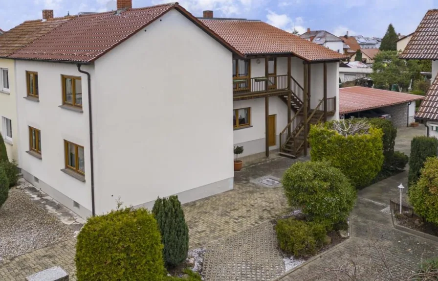 Titelbild - Haus kaufen in Schifferstadt - **Ein - bis Zweifamilienhaus ** in Haus- & Hofbauweise (Garten im Teileigentum)