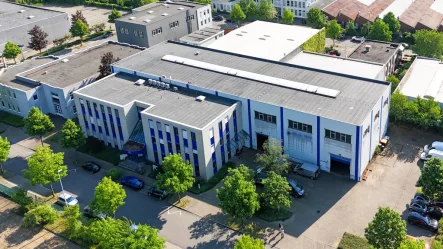 Blick von Oben - Halle/Lager/Produktion mieten in Hilden - Moderne Hallen-/Produktionsfläche 2.140 m² mit 5t Kranbahnen und 324 m² Bürofläche