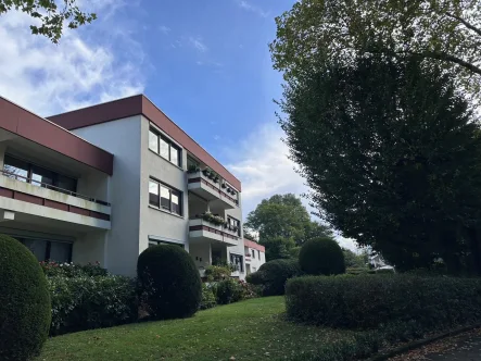 Ansicht Romanusplatz - Wohnung mieten in Bochum - Wohnen im Ehrenfeld - top gepflegte Wohnung für jung und alt