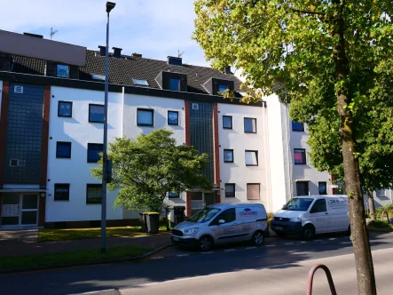 Frontansicht - Wohnung mieten in Duisburg - Schöne 2-Zimmer-Wohnung mit Balkon in Rumeln-Kaldenhausen